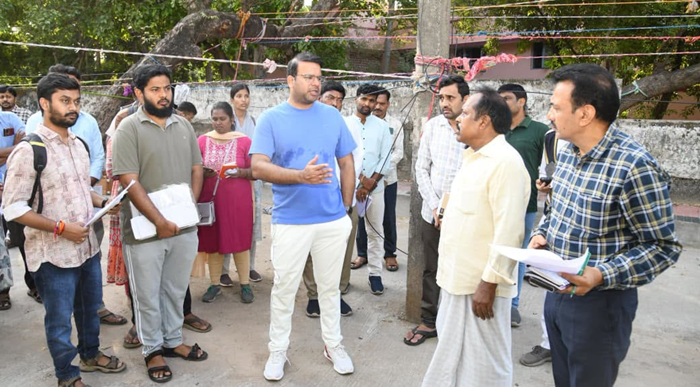 GVMC Commissioner conducts field inspection